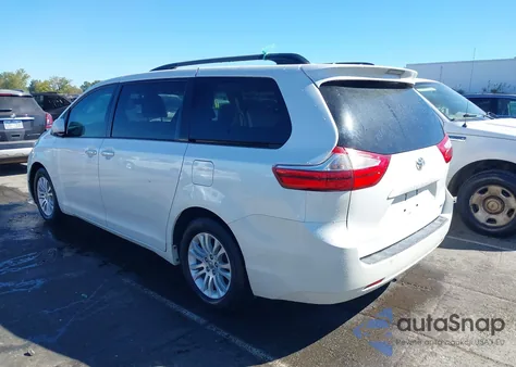 2016 Toyota Sienna Xle 8 Passenger z USA, uszkodzony, nr VIN 5TDYK3DC8GS727896